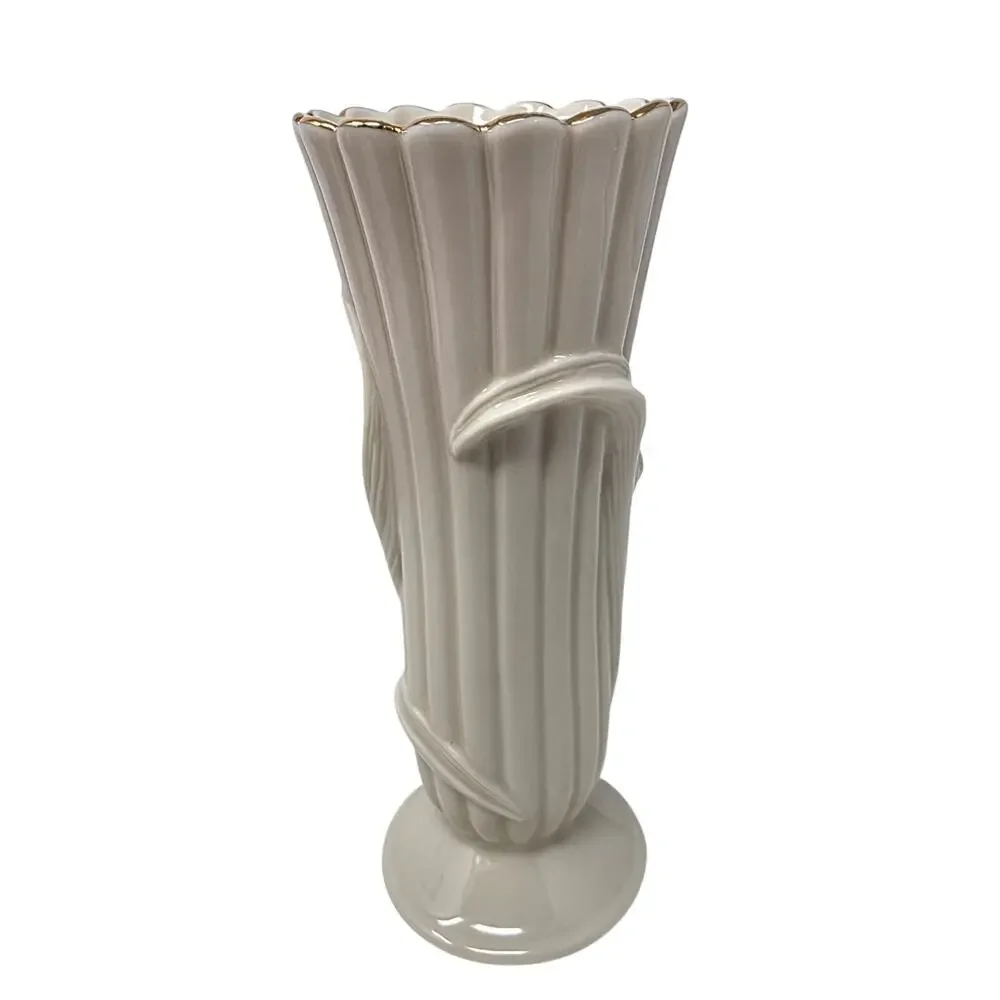 Lenox Daffodil Vase Ivory Porcelain Gold Trim Floral Bud Vase 5.5 Inch
